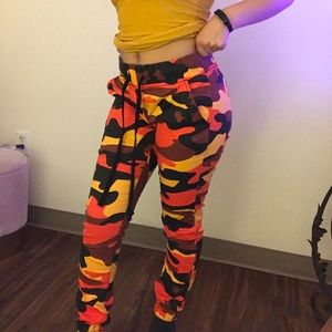 ORANGE CAMO PANTS